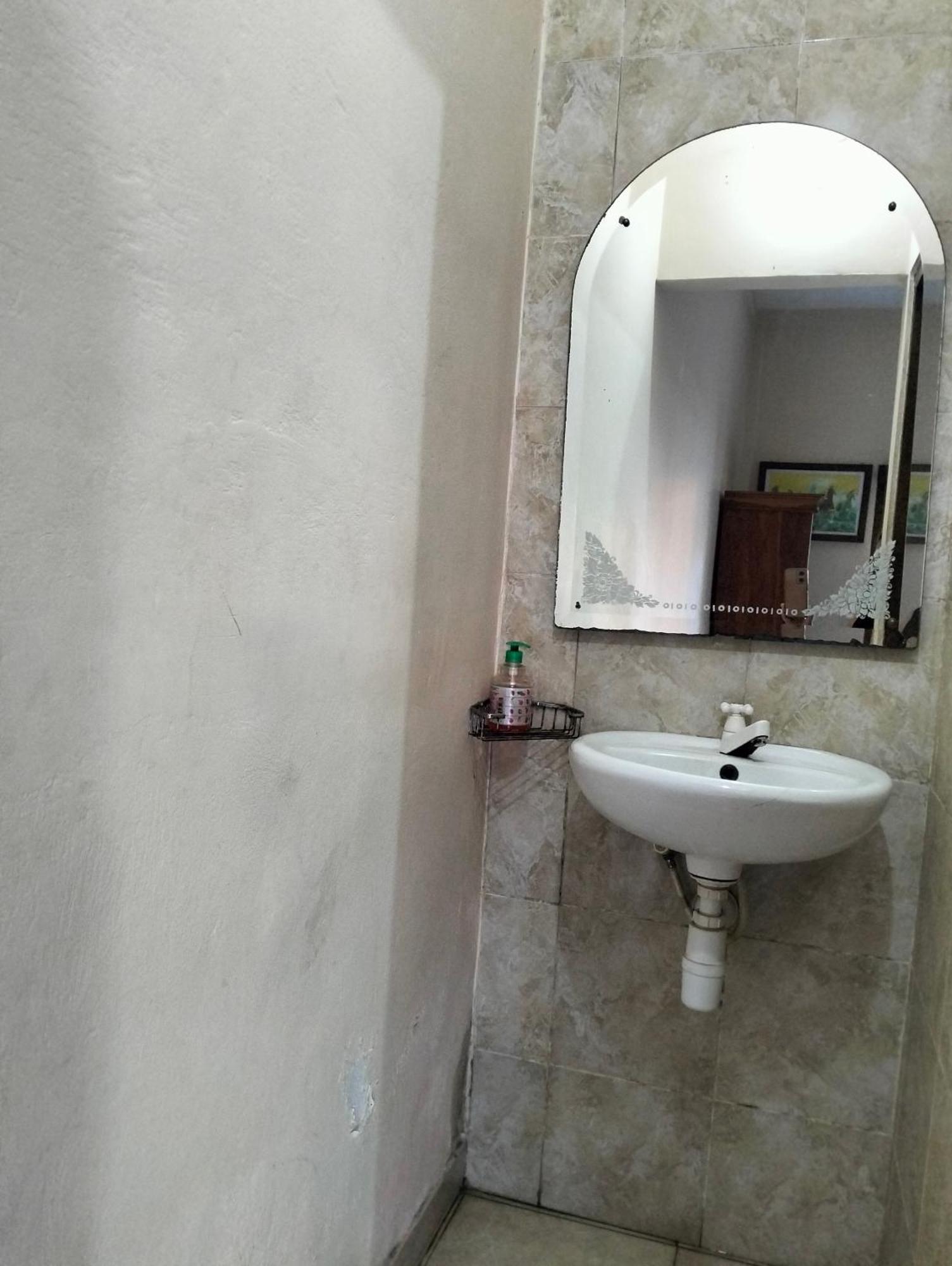Dharma Yoga Homestay Dan Hostel アメッド エクステリア 写真
