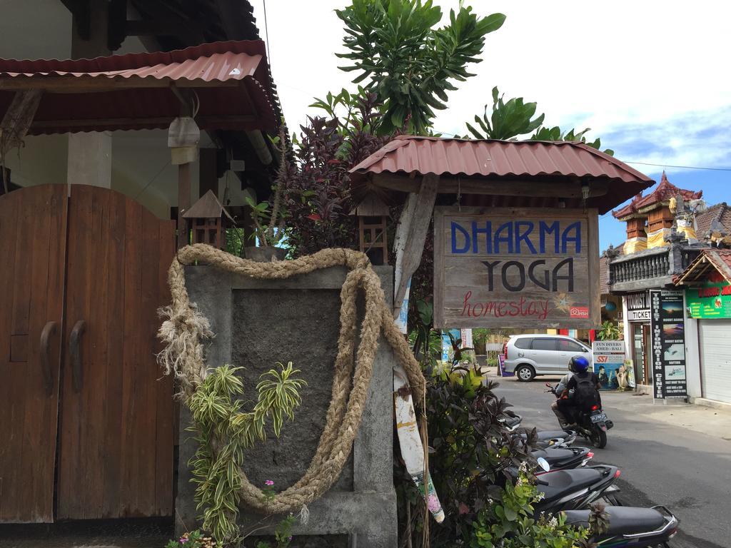 Dharma Yoga Homestay Dan Hostel アメッド エクステリア 写真